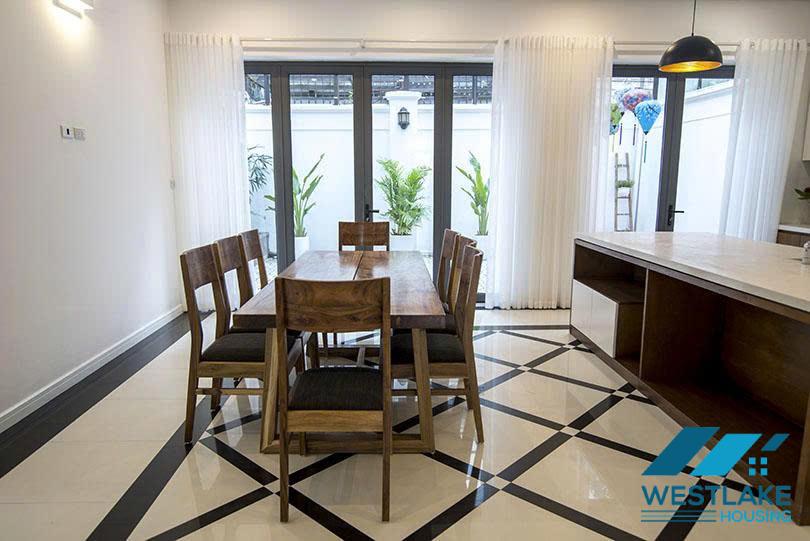 Spacious 4 Bedrooms Villa for Rent in Ciputra C4 Block Near UNIS school Spacious 4 Bedrooms Villa for Rent in Ciputra C4 Block Near UNIS school