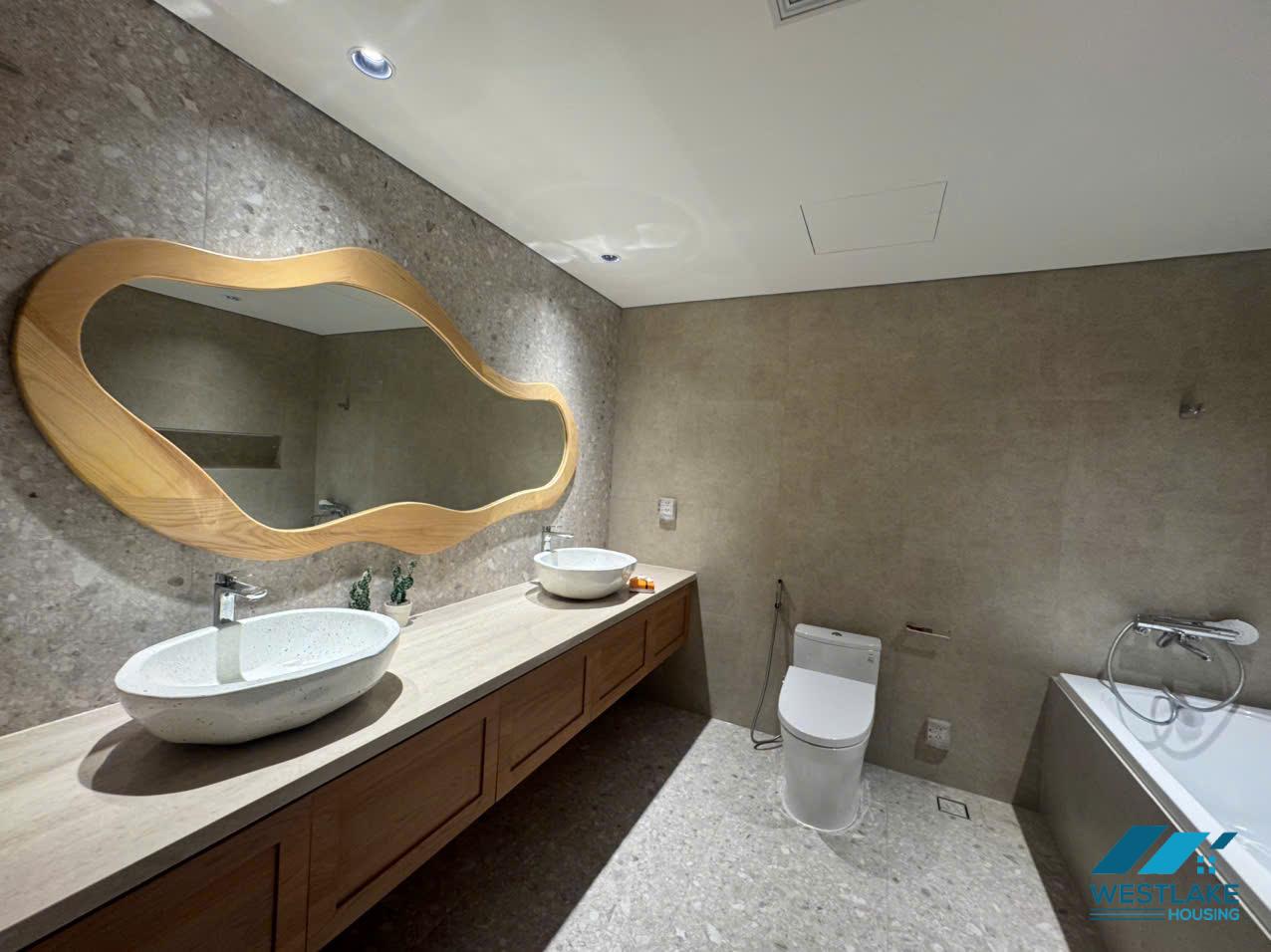 Newly renovated penthouse apartment for rent at P Building Ciputra, Ha Noi Newly renovated penthouse apartment for rent at P Building Ciputra, Ha Noi