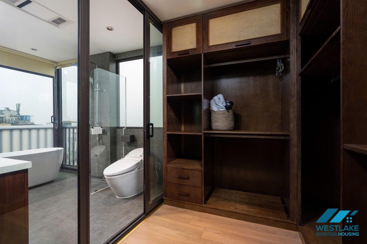 New and high floor 3 bedrooms apartment for rent in Truc Bach area, Ha Noi New and high floor 3 bedrooms apartment for rent in Truc Bach area, Ha Noi