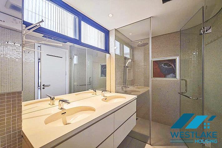 High floor and morden 3 bedrooms apartment for rent in To Ngoc Van st, Tay Ho, Ha Noi High floor and morden 3 bedrooms apartment for rent in To Ngoc Van st, Tay Ho, Ha Noi