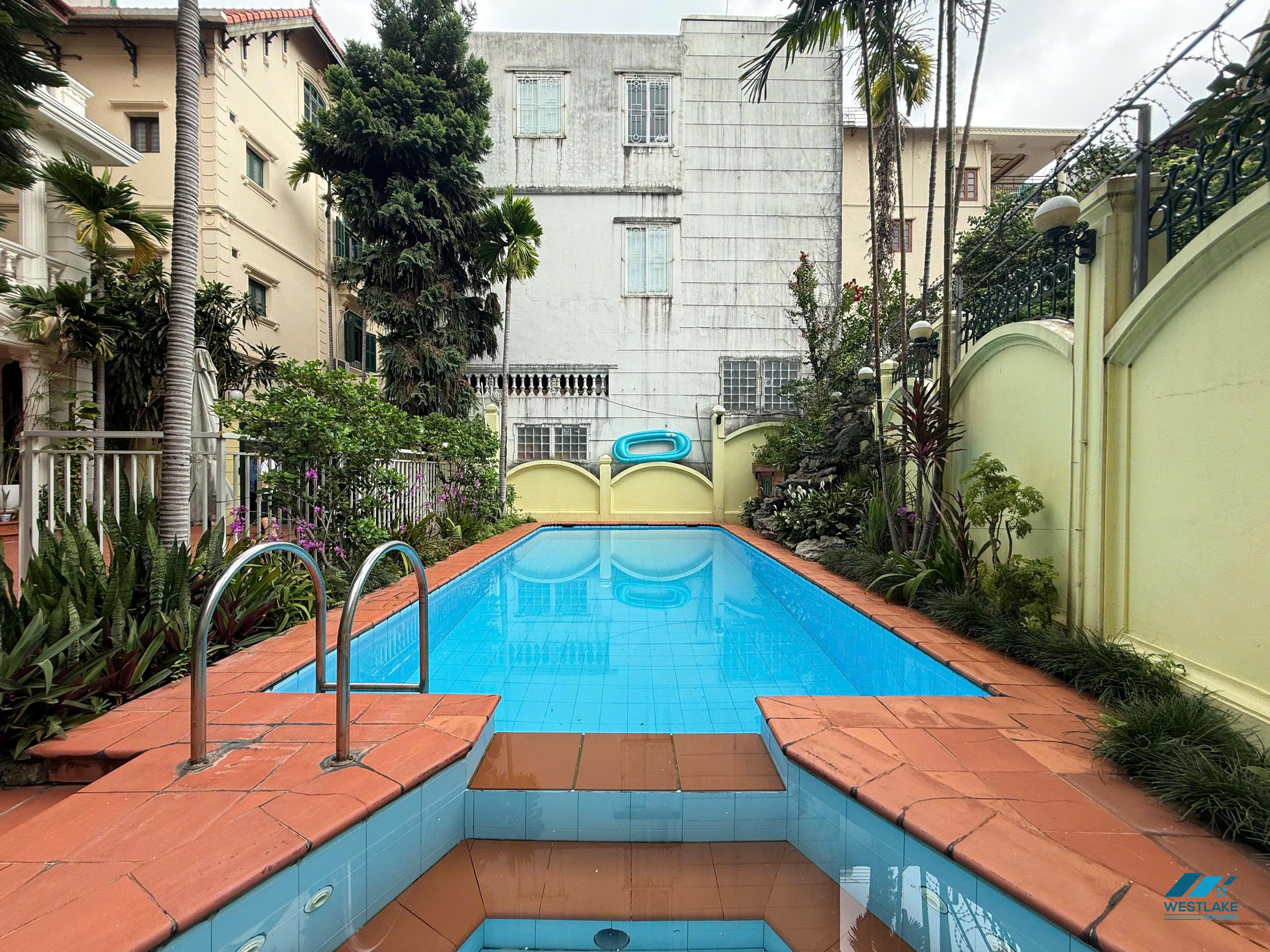 Five bedrooms with out-door pool for rent in Tay Ho, Ha Noi Five bedrooms with out-door pool for rent in Tay Ho, Ha Noi