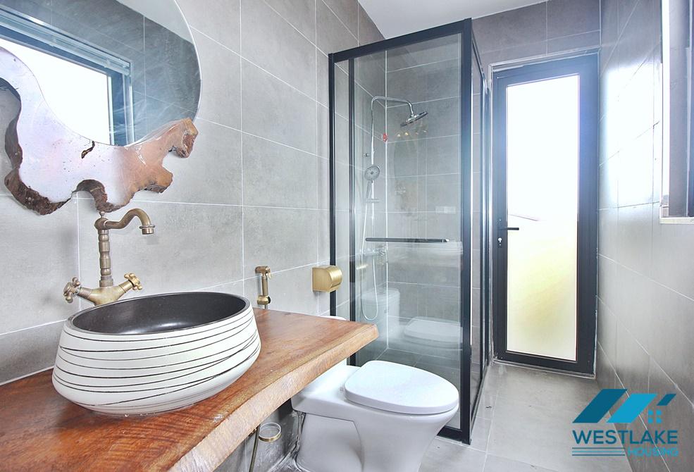 Lake view 4 bedrooms duplex apartment for rent in To Ngoc Van st, Tay Ho, Ha Noi Lake view 4 bedrooms duplex apartment for rent in To Ngoc Van st, Tay Ho, Ha Noi