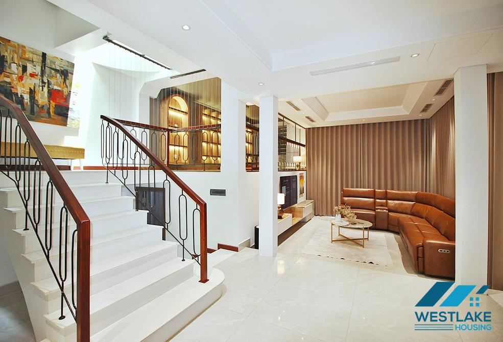 Modern and new 4 bedrooms house for rent in Dang Thai Mai st, Tay Ho, Ha Noi Modern and new 4 bedrooms house for rent in Dang Thai Mai st, Tay Ho, Ha Noi