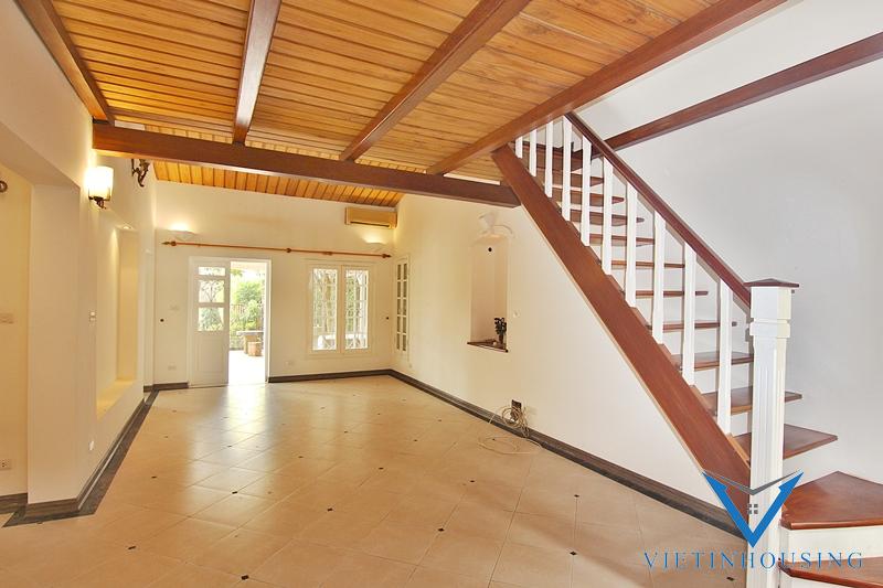 Cho thuê nhà riêng để ở hoặc kinh doanh tại Từ Hoa, Tây Hồ