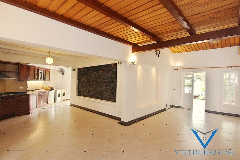 Cho thuê nhà riêng để ở hoặc kinh doanh tại Từ Hoa, Tây Hồ