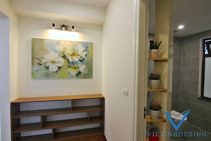 Căn Hộ Đẹp Hiện Đại View Hồ 3 Phòng Ngủ 2 Phòng Tắm Cho Thuê Tại Phố Xuân Diệu.Tây Hồ Căn Hộ Đẹp Hiện Đại View Hồ 3 Phòng Ngủ 2 Phòng Tắm Cho Thuê Tại Phố Xuân Diệu.Tây Hồ