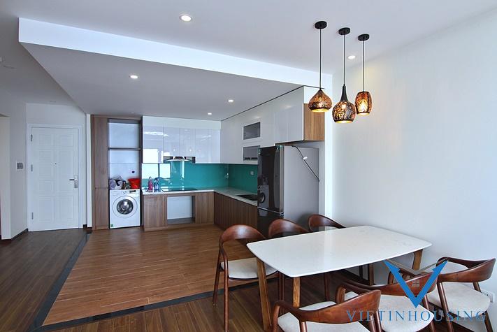 Căn Hộ Đẹp Hiện Đại View Hồ 3 Phòng Ngủ 2 Phòng Tắm Cho Thuê Tại Phố Xuân Diệu.Tây Hồ Căn Hộ Đẹp Hiện Đại View Hồ 3 Phòng Ngủ 2 Phòng Tắm Cho Thuê Tại Phố Xuân Diệu.Tây Hồ