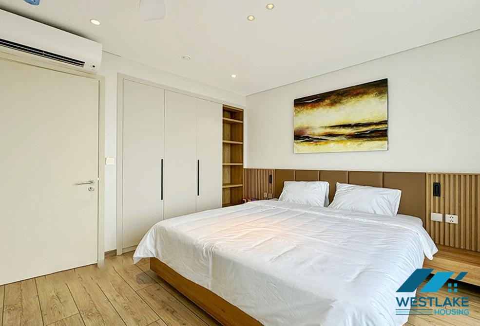 Lake view and morden 3 beds apartment for rent in Quang Khanh, Tay Ho